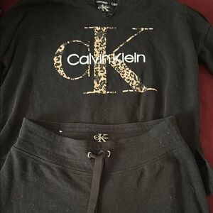Calvin Klein Black and Leopard Print Lounge Set